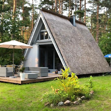 Ferienhaus Reetdach 1300Qm Privatgrundstueck Bootssteg Sauna Templin Luebbesee Uckermark Erholung Pur Seenplatte Petersdorf  Экстерьер фото