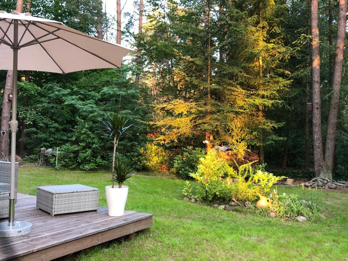 Ferienhaus Reetdach 1300Qm Privatgrundstueck Bootssteg Sauna Templin Luebbesee Uckermark Erholung Pur Seenplatte Petersdorf  Экстерьер фото