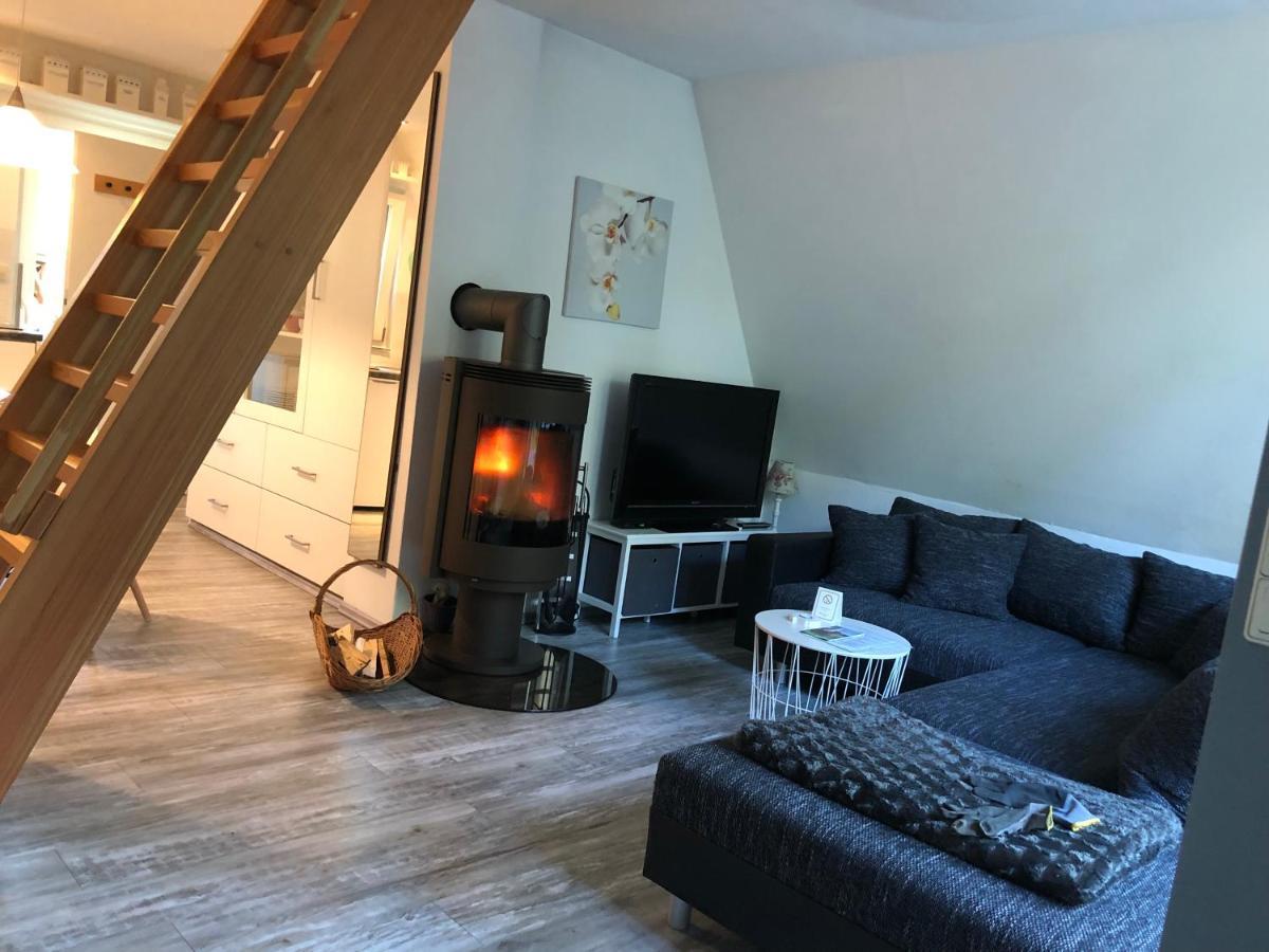 Ferienhaus Reetdach 1300Qm Privatgrundstueck Bootssteg Sauna Templin Luebbesee Uckermark Erholung Pur Seenplatte Petersdorf  Экстерьер фото